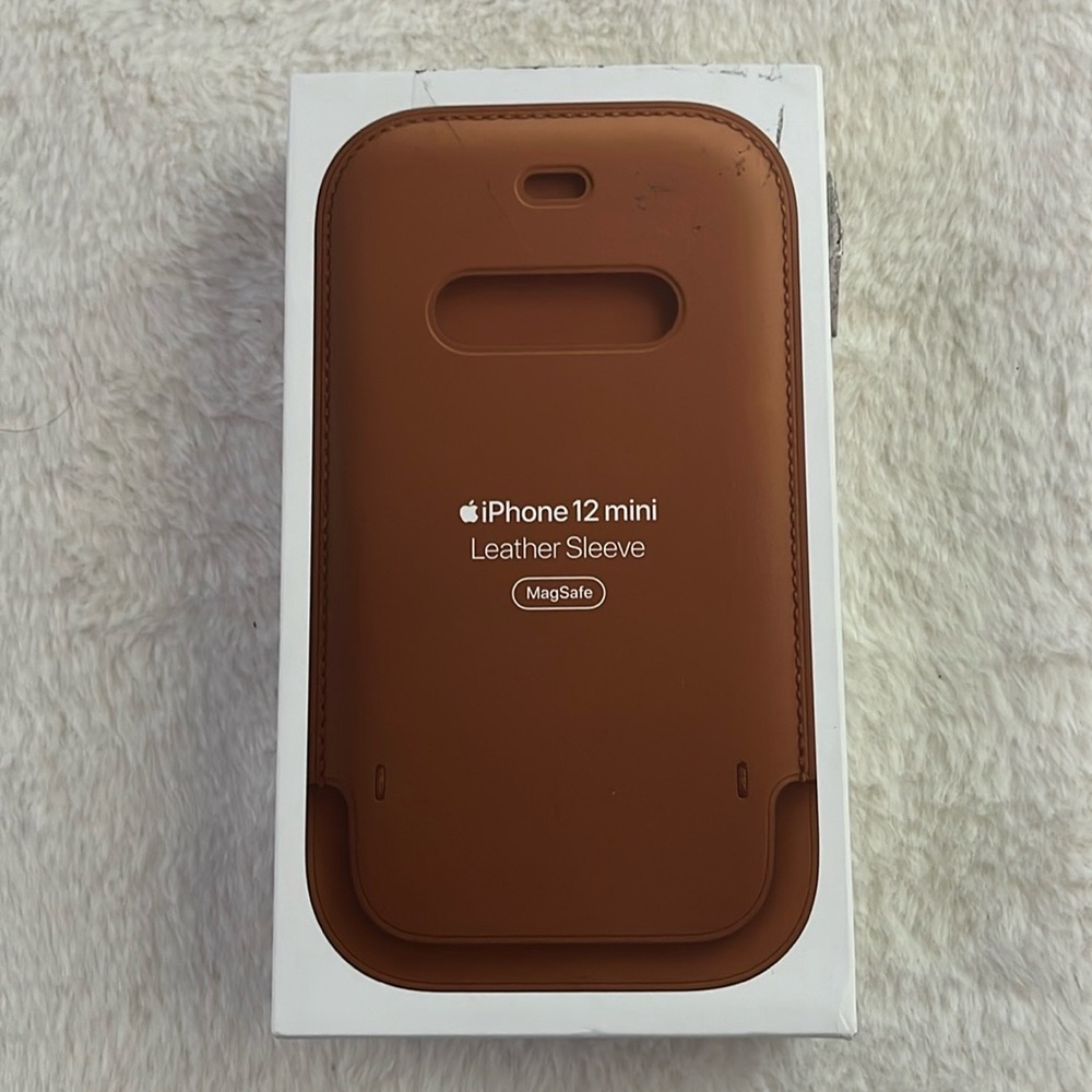 New Apple Sleeve